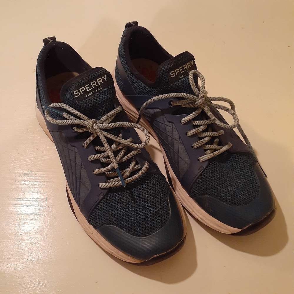 Sperry Sneakers